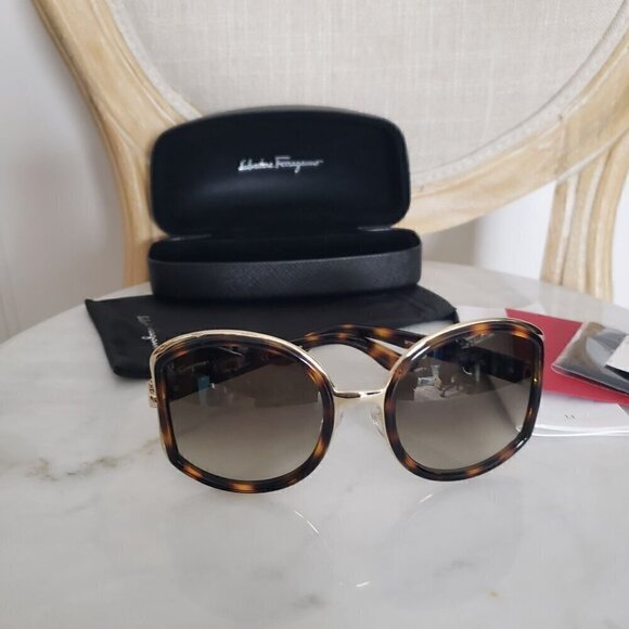 NIB Salvatore Ferragamo Oversize Tortoise Brown Side Cut Out 52mm Sunglasses